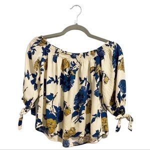 One Clothing Cream Floral Off Shoulder Blouse Size XS
